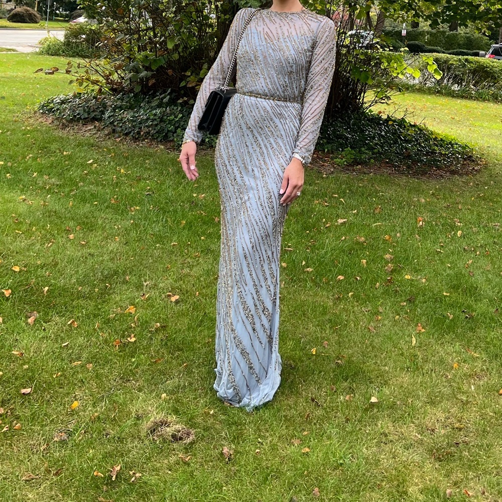 Mac duggal gown